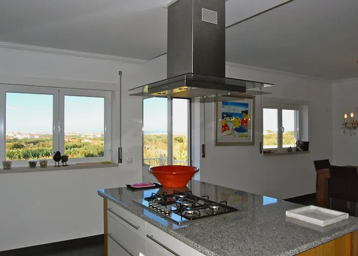 Hetty House - Ferrel, Big House, Balcony With Open View * Ferrel (Leiria)