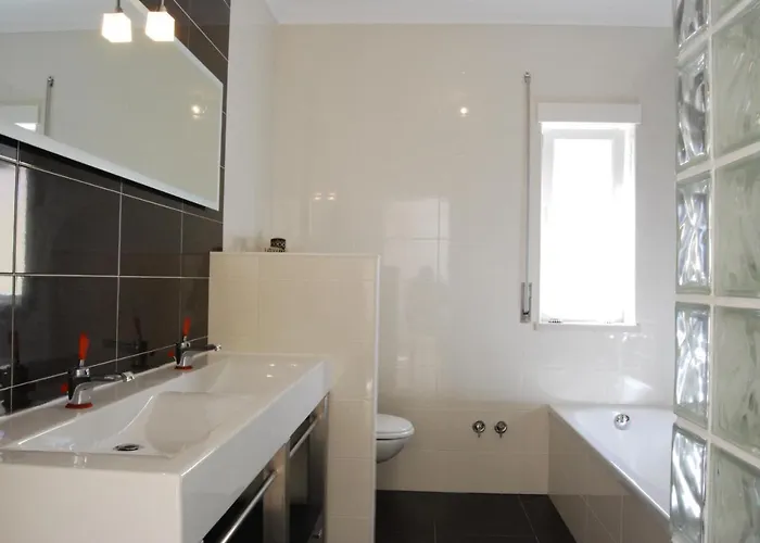 Hetty House - Ferrel, Big House, Balcony With Open View Apartament *