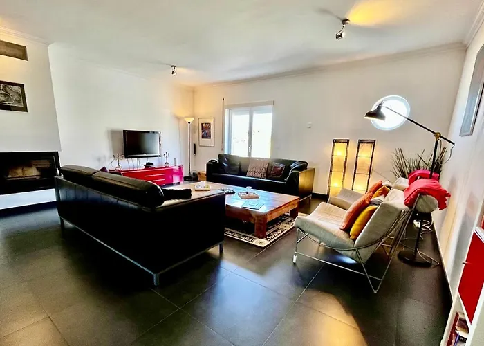 Hetty House - Ferrel, Big House, Balcony With Open View *